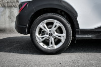 This 2023 Hyundai Kona is for sale today. This SUV has 74,749 kms. It's white in colour . It has an... (image 5)
