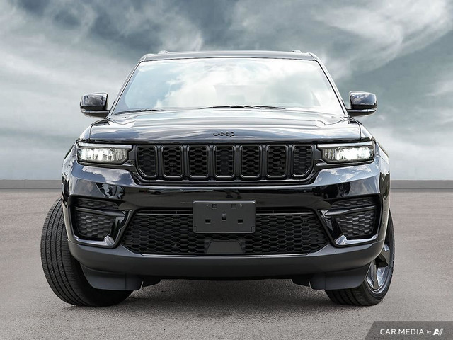 2023 Jeep Grand Cherokee Altitude | 4x4 | Nav in Cars & Trucks in Oakville / Halton Region - Image 2