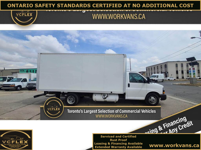 2016 GMC Savana 3500 G3500 - 16Ft Aluminum Box - Ramp - V8 Gas&P in Cars & Trucks in City of Toronto