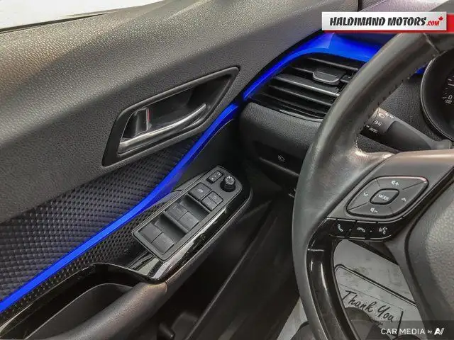2020 Toyota C-HR XLE Premium in Cars & Trucks in Hamilton - Image 21