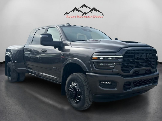2025 RAM 3500 LIMITED MEGACAB DIESEL DUALLY dans Autos et camions  à Red Deer - Image 4