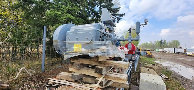 TRIPLEX Pump in Heavy Equipment in Red Deer - Image 2