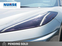 With only one previous owner, and only 7841km, this beauty is in excellent condition, inside and out... (image 5)