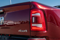 4X4 - CUMMINS 6.7L TURBO Diesel - Power SUNROOF - TOUCHSCREEN Display - ALPINE Premium Audio - APPLE... (image 8)