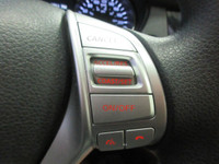 NISSAN ROGUE 2016 SV AWD EDITION / INTÉRIEUR EN TISSU NOIR CHAUFFANT / CAMÉRA DE RECUL / PUSH START... (image 8)