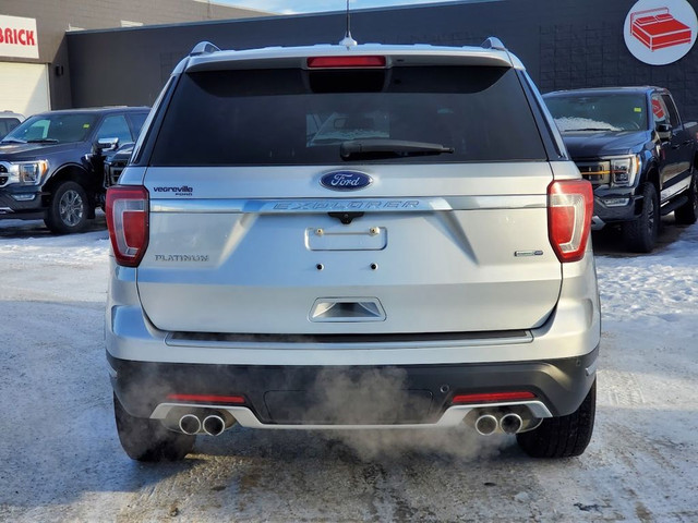  2018 Ford Explorer Platinum 4x4 in Cars & Trucks in Strathcona County - Image 4