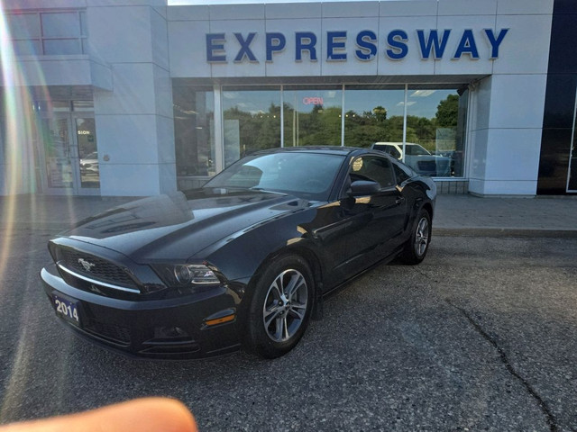 2014 Ford Mustang V6 PREMIUM, COUPE, 6-SPEED AUTOMATIC, REVERSE  in Cars & Trucks in Stratford