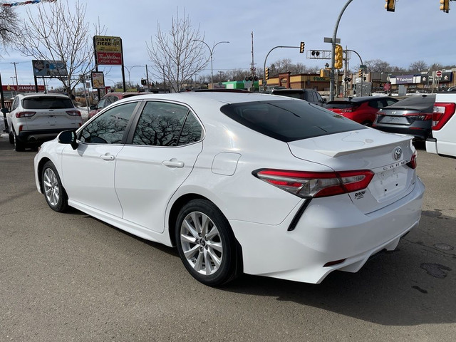  2019 Toyota Camry SE-66k-Accident Free in Cars & Trucks in Saskatoon - Image 3