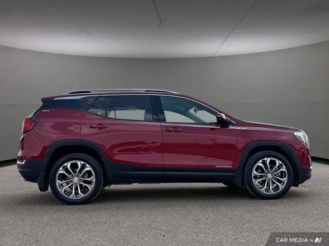 2018 GMC Terrain SLT | Apple Carplay | Heated Seats dans Autos et camions dans Saskatoon - Image 9