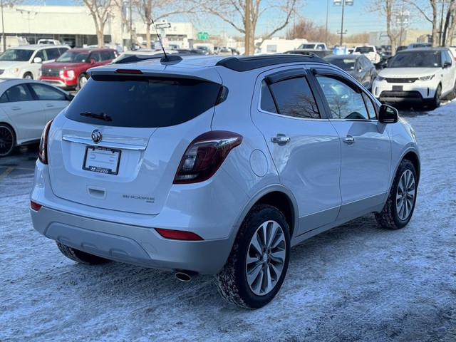 2019 Buick Encore PREFERRED w/ AWD / BLIND SPOT DETECTION / LOW in Cars & Trucks in Calgary - Image 4