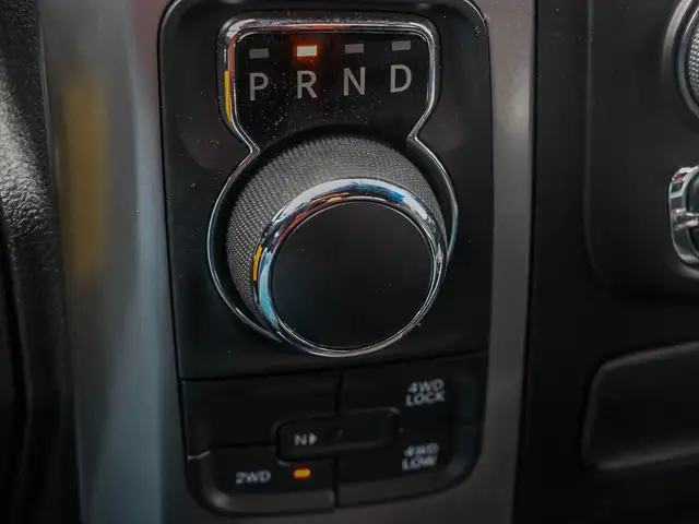 2021 RAM 1500 Classic SLT Warlock | GPS | Park Senses | Back-... in Cars & Trucks in London - Image 13