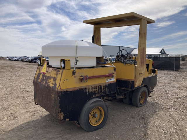 1993 Hyster 9 Wheel Roller C530A in Heavy Equipment in Grande Prairie - Image 3