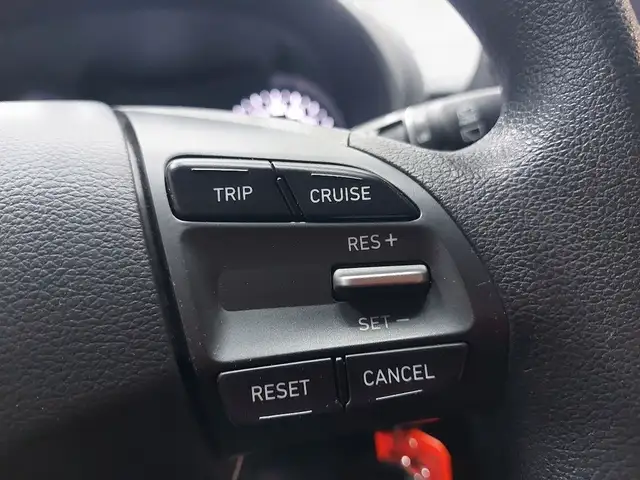 2019 Hyundai Kona 1 PROPRIÉTAIRE JAMAIS ACCIDENTÉ BAS KILO in Cars & Trucks in Laval / North Shore - Image 24