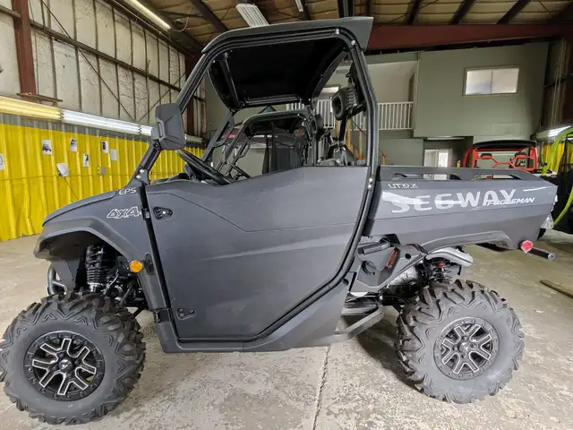 2023 SEGWAY FUGLEMAN UT10X EPS-GRAY! in ATVs in Edmonton - Image 4