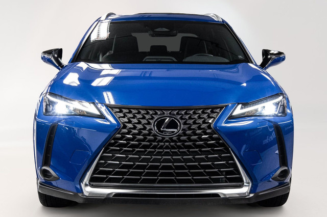 2025 Lexus UXH UX 300h | Hybride | Carplay | Toit ouvrant Véhicu in Cars & Trucks in City of Montréal - Image 2
