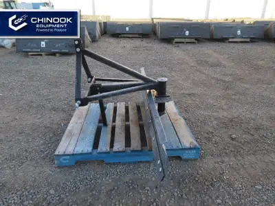 This 72in. Farm King Allied 3-Point Rear Blade is a new 2023 compact attachment designed for tractor...