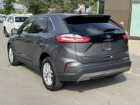 This ACCIDENT FREE Ford Edge SEL comes loaded with a reliable and responsive 2.0L TURBOCHARGED motor... (image 9)