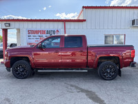 LT | 4X4 | CREW CAB | 5.3L V8 | HEATED SEATS | TONNEAU COVER | FENDER FLARES This 2018 Chevrolet Sil... (image 8)