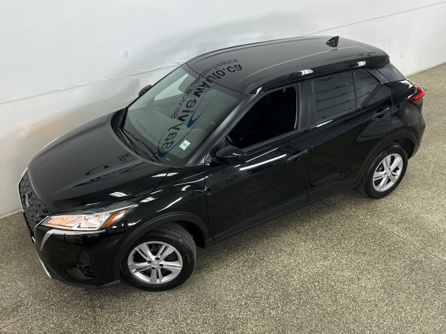 2025 Nissan Kicks Play S KICKS PLAY/S/NISSAN DIRECT 1 OWNER L... in Cars & Trucks in Belleville - Image 2