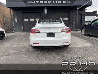 2022 Tesla Model 3 Long Range AWD Automatique avec Sièges en Cuir Toit Panoramique Navigation GPS Ca... (image 5)