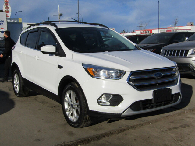 2017 Ford Escape SE ECO-BOOST B.CAMERA/SYNC/H.SEATS/NO ACCIDENTS in Cars & Trucks in Calgary - Image 3