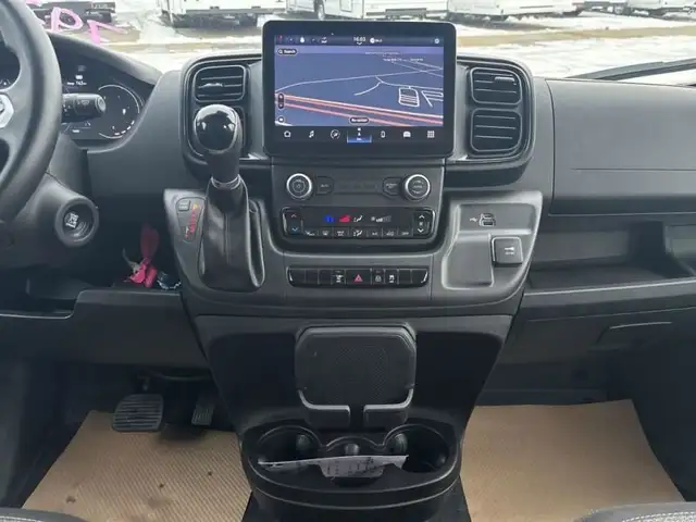 2024 Thor Dazzle 2LB in RVs & Motorhomes in Red Deer - Image 22