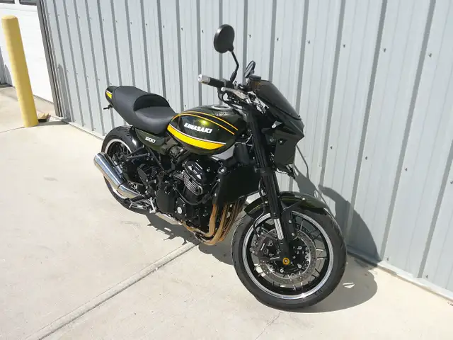 2020 Kawasaki Z900 RS Biweekly $81 O.A.C. in Sport Touring in Edmonton - Image 3