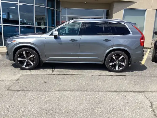 2019 Volvo XC90 in Cars & Trucks in Mississauga / Peel Region - Image 8