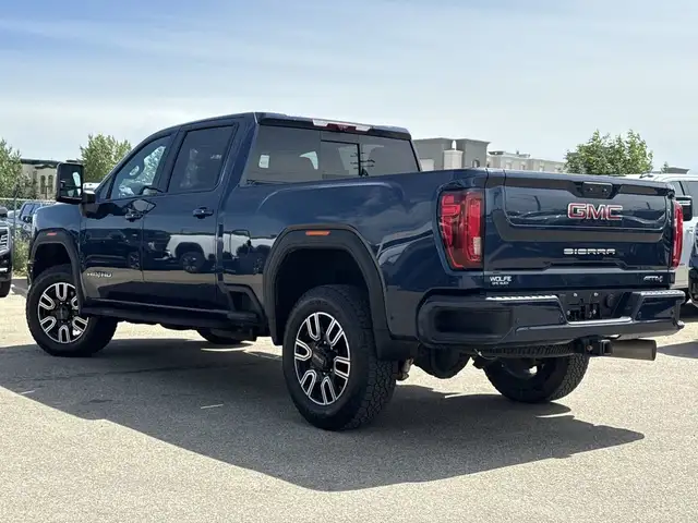 2023 GMC Sierra 3500 HD AT4 in Cars & Trucks in Edmonton - Image 7