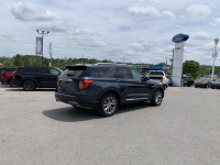 Leather Seats! This 2022 Explorer is ready to go beyond your expectations, designed to help you play... (image 4)