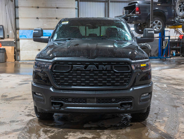 2025 Ram 1500 WARLOCK CREW 4X4 *GR. REMORQ* CARPLAY *DIFF 3.92 in Cars & Trucks in Laurentides - Image 2