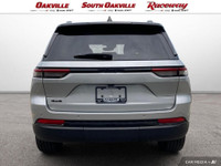 4WD / 4X4 1 Owner Clean Carfax No Reported Accidents Heated Seats 20 x 8.0 Gloss Black Rims Android... (image 4)