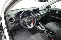 ADAPTIVE CRUISE CONTROL, LANE KEEPING ASSIST, HEATED FRONT SEATS, BLIND SPOT MONITOR, KEYLESS START,... (image 8)