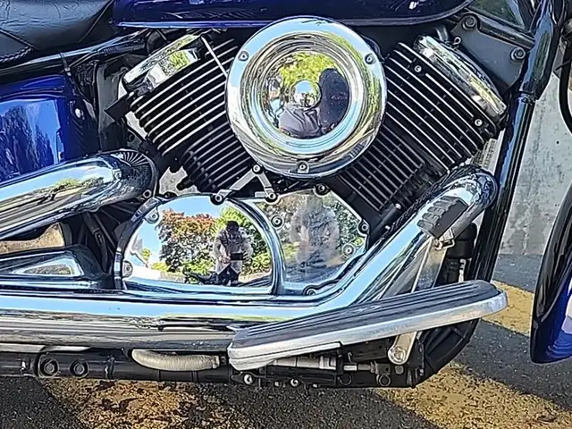 2005 Yamaha V-Star Silverado in Street, Cruisers & Choppers in Kamloops - Image 4