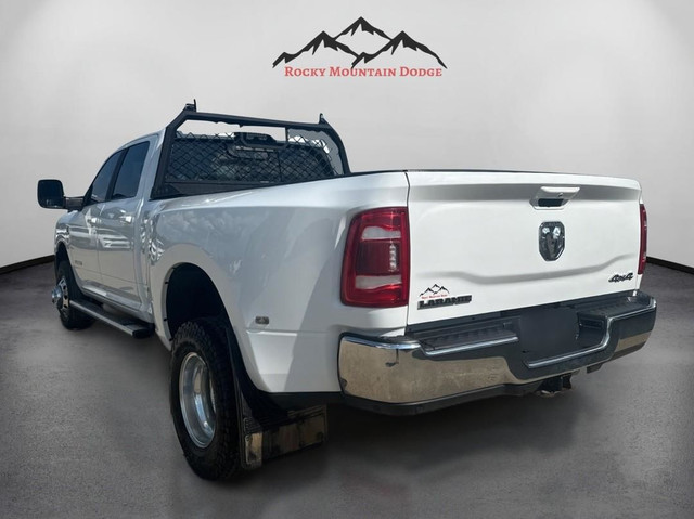 LOW MILEAGE 2023 RAM 3500 CREW CAB LARAMIE DIESEL DUALLY in Cars & Trucks in Red Deer - Image 3