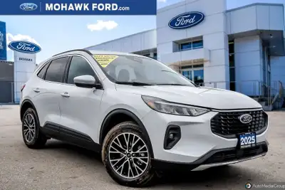 *** BEAUTIFUL ESCAPE PHEV HYBRID!! *** THIS WAS OUR OWNERS DEMO!! ADAPTIVE CRUISE CONTROL, BLIND SPO...