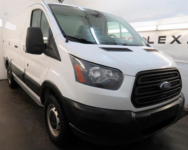 Ford Transit Cargo Van T-250 CAMERA BLUETOOTH SIEGES CHAUFF. 201 in Cars & Trucks in Laval / North Shore - Image 4