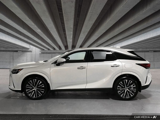 2023 Lexus RX RX 350H LUXURY in Cars & Trucks in Edmonton - Image 3