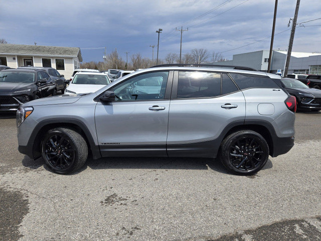 2024 GMC Terrain SLE ELEVATION EDITION AWD SLE ELEVATION EDITION in Cars & Trucks in Oshawa / Durham Region - Image 3
