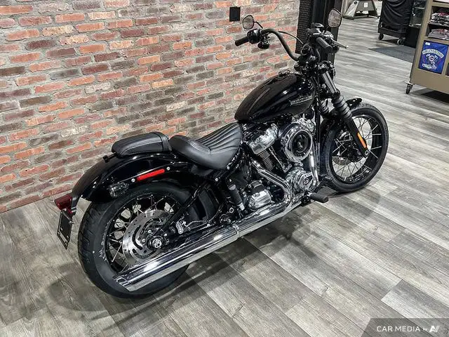 2025 Harley-Davidson FXBB - Street Bob FXBB STREET BOB in Street, Cruisers & Choppers in Calgary - Image 24