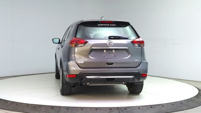 2019 Nissan Rogue AWD S Heated Seats, Apple CarPlay, Android Aut in Cars & Trucks in Lethbridge - Image 4