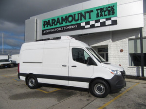 2022 Mercedes-Benz Sprinter 2500 144’ HIGH ROOF DIESEL NEW REEFE