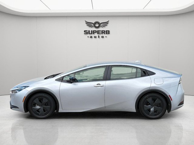 2023 Toyota Prius Prime SE | PLUG-IN HYBRID | NO ACCIDENT in Cars & Trucks in City of Toronto - Image 4