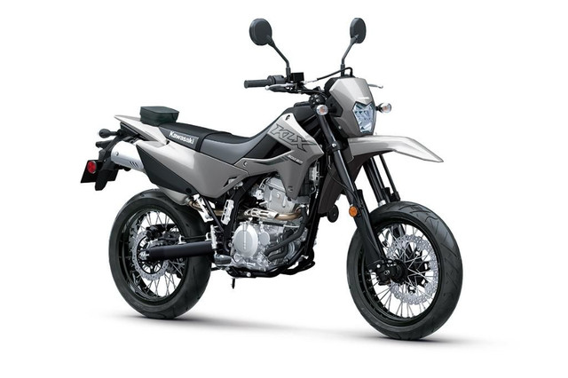 2024 KAWASAKI KLX300SM in Sport Touring in Québec City - Image 2