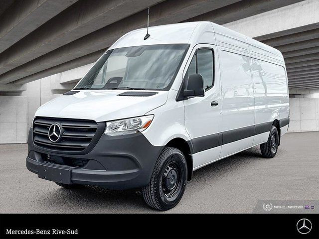2025 Mercedes-Benz Sprinter 2500 170 Wheelbase High Roof RWD in Cars & Trucks in Longueuil / South Shore