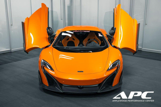 2016 McLaren 675LT in Cars & Trucks in Delta/Surrey/Langley - Image 2