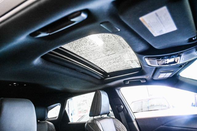 2022 Lexus RX 350 AWD | Mags | Cuir | Toit | Carplay | Android | in Cars & Trucks in City of Montréal - Image 4