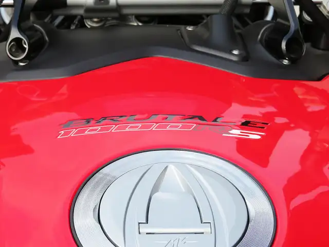 2022 MV Agusta Brutale 1000 RS in Sport Bikes in Cambridge - Image 17