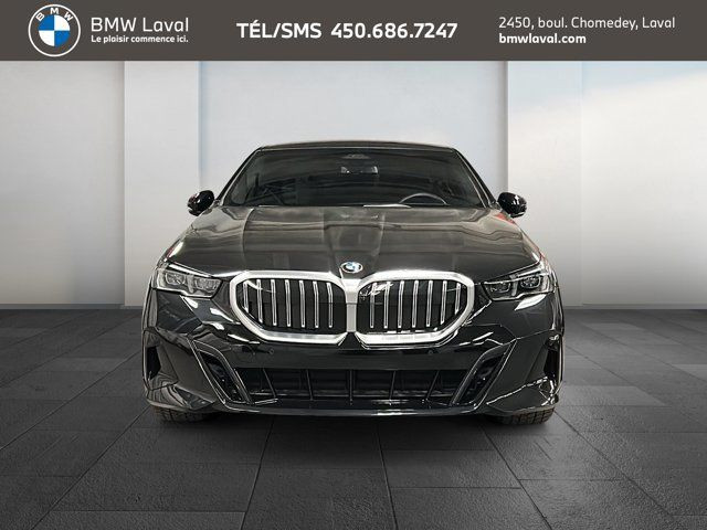 2024 BMW 5 Series 530i xDrive | Toit Ouvrant | Démarrage in Cars & Trucks in Laval / North Shore - Image 2