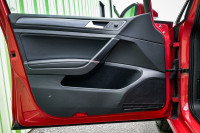 Low Mileage, Sunroof, Leather Seats, Heated Seats, Rear View Camera, SiriusXM! 6 LOCATIONS KINGSTON... (image 8)
